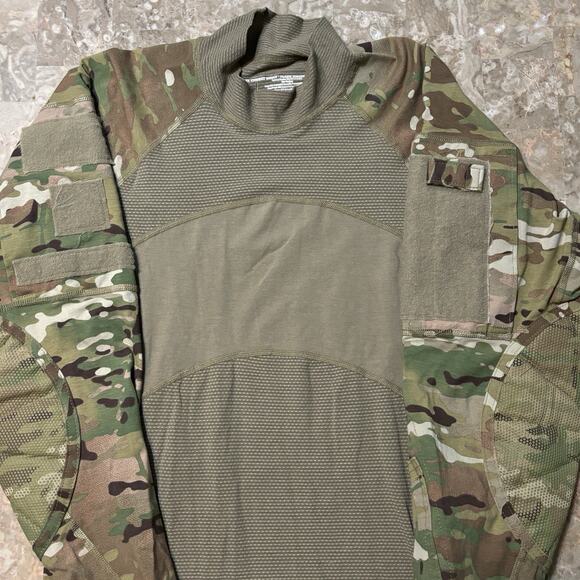 Massif Army Combat Shirt Mens Medium Flame Resistant Padded Ripstop FR OCP ACU - Picture 1 of 8